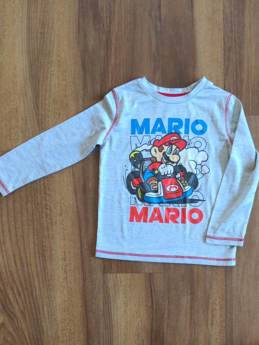 Nintendo Kids Long-Sleeve Tee in Light Gray with Red & Blue Mario Graphic